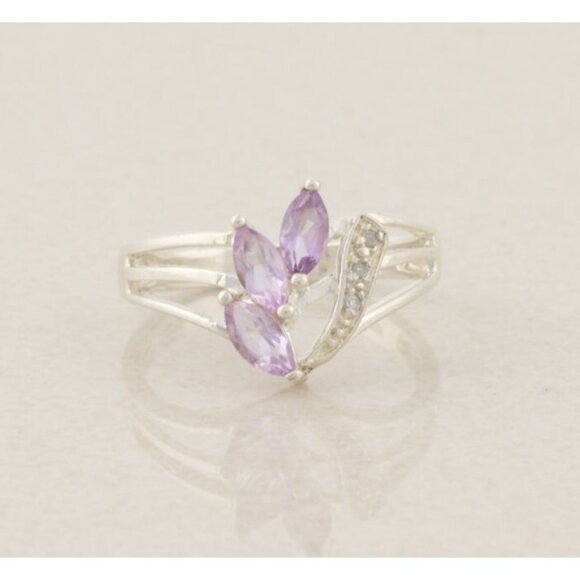 Sterling Silver Natural Purple Amethyst and Diamond Ring Size 7 1/2 - Picture 1 of 8